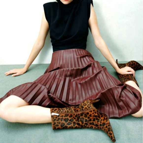 NWT Zara Wide Calf Boots Sz 9 - Picture 1 of 16